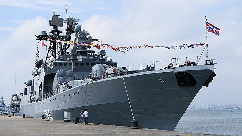 外媒称中俄南海军演“秀强硬” 现役主力战舰参演